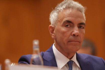 video pierderi uriase la bugetul de stat 266 de companii cu un minus de 25 miliarde de lei pe lista se afla nume grele din sectorul public 687fda994c939