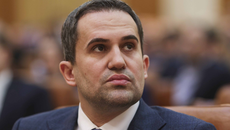 video reactia ministrului transporturilor dupa ce numele sau a aparut intr un dosar de dare de mita 688a5e9cb0842