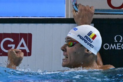 videofoto david popovici aur la 200 de metri liber la campionatul mondial de natatie romanul a castigat acest titlu pentru a doua oara 68890ea1a14ea