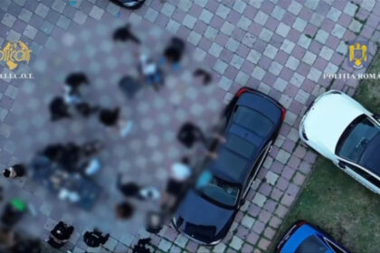 zeci de retineri in cazul perchezitiilor la clanurile pian si purcel ce acuzatii le aduc procurorii si ce au gasit politistii 688b46e60a146