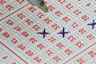 au fost extrase numerele norocoase de la loto peste 503 milioane de euro puse in joc la loto 6 din 49 68b4869f6be21