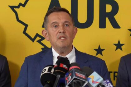 avocatul piperea acuza compllicitate statului cu mutinasionale in timp ce austeriateate acade pe umerii romanilor de rand 68a48d8002b6e