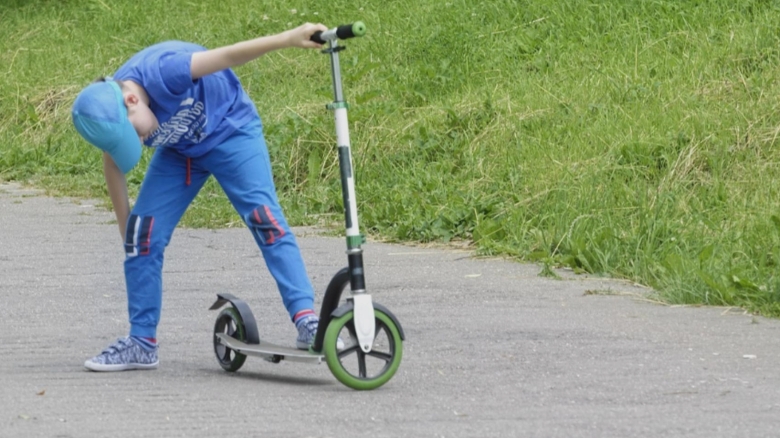 copil de 8 ani in stare grava dupa un accident cu trotineta electrica 68b200e8e0d00