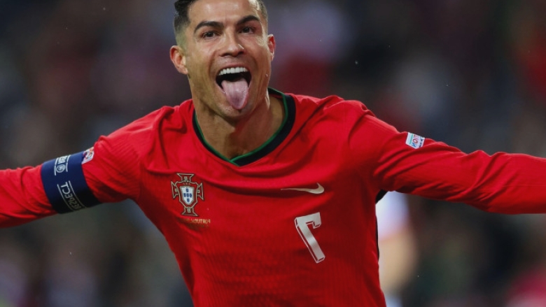 cristiano ronaldo este primul jucator din istorie care a marcat cate 100 de goluri in patru tari diferite 68ac0f0e46379