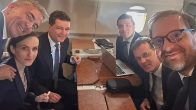 cum vor rezistii sa vanda tara la bucata stenogramele care dau in vileag planul pentru a vinde 11 din cele mai profitabile companii de stat 68a59cfd2df30