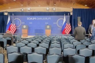 explicatia kremlinului pentru faptul ca putin si trump n au raspuns intrebarilor presei dupa summitul din alaska 68a011683a9bd