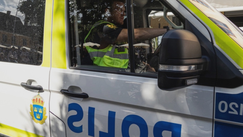 focuri de arma in apropierea unei moschei din suedia cel putin doua persoane au fost ranite 689f3b061da94