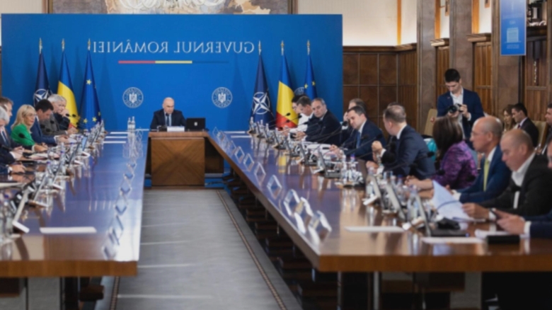 guvernul bolojan pregateste blocarea transferurilor si detasarilor intre institutii majoritatea concursurilor se suspenda 68a4e38bd6abe