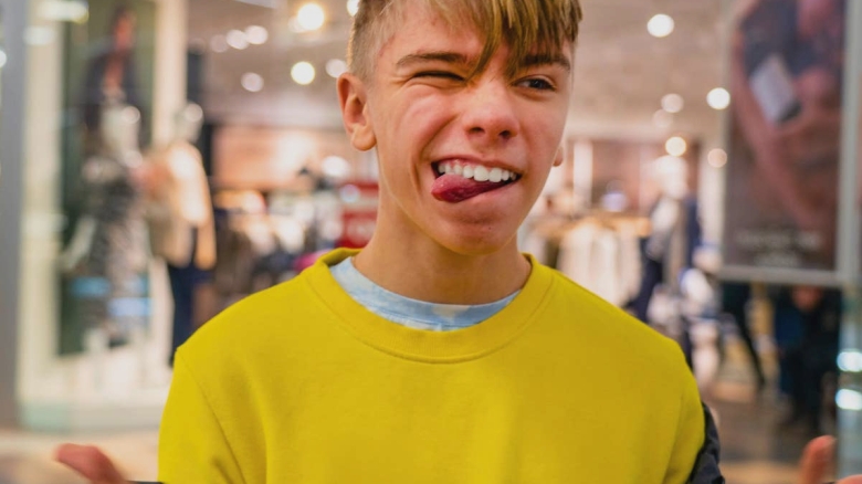 if a son has stopped respecting his parents hell do these 11 things without thinking twice 68b0bdb00cf00