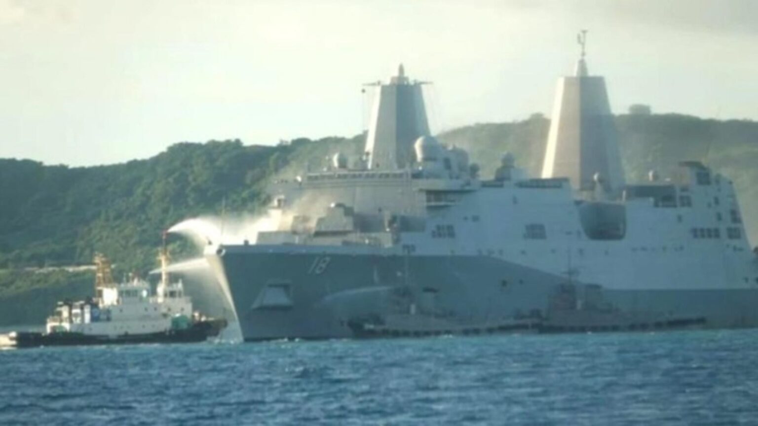 incendiu de aproape 12 ore pe o nava plecata in larg doi marinari raniti 68a6e5089a599