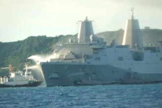 incendiu de aproape 12 ore pe o nava plecata in larg doi marinari raniti 68a6e5089a599