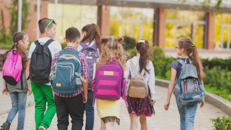 mesajul ministrului dragos pislaru pentru parinti banii de pe cardurile educationale pot fi cheltuiti doar pana pe 31 august 68a232cb2bda6