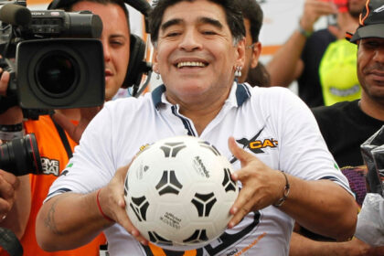 mostenitorii lui diego maradona castiga batalia pentru marca inregistrata impotriva surorilor sale o poveste plina de intrigi 6894d18c5a658
