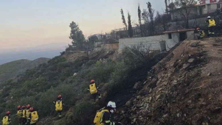 pompierii romani chemati din nou in ajutor in grecia intervin la un incendiu de amploare langa atena 68af25f95a4d6
