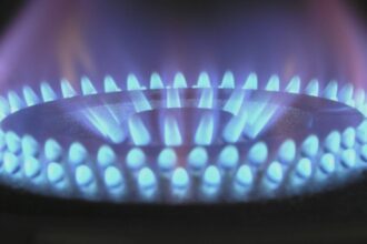 preluarea e on romania de catre mvm respinsa de autoritatile romane compania suspectata de legaturi cu rusii 68a5b04456fcc