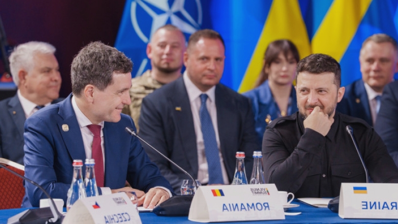 presedintele nicusor dan participa azi la o videoconferinta cu aliatii kievului consultari despre planul de pace al lui donald trump 68a16089d18c1