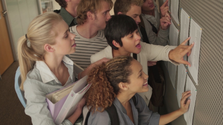 rezultate bacalaureat 2025 sesiunea de toamna la ce ora se afiseaza notele initiale inainte de contestatii 68a2b10ae9852