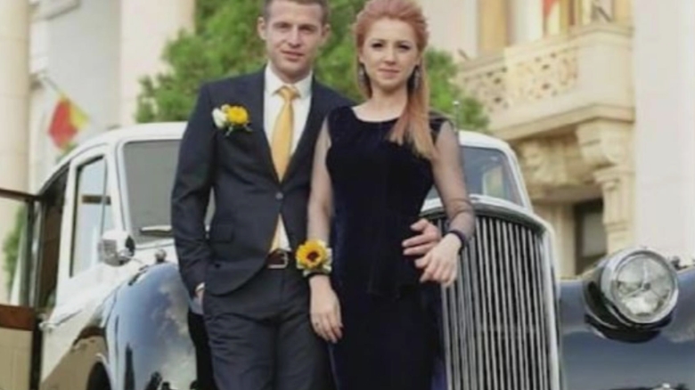 secretara care ia salariu mai mare decat primarul este platita cu 120 de euro pe minut sa participe la sedinta 68b3e492b4870