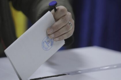 sedinta pentru scenariul unor alegeri anticipate aur a dat semnalul 68a59af8b608f