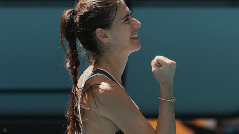 sorana crastea a castigat turneul de tenis de la cleveland 68aa2688d2322