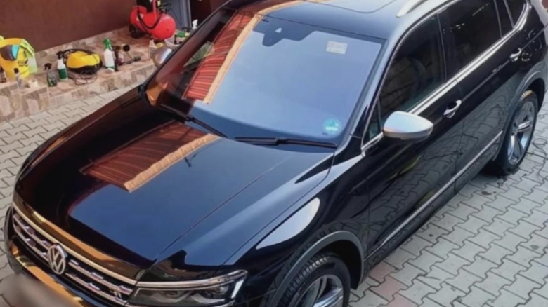 turisti romani pradati in grecia masina furata din curtea cazarii in toiul noptii 68b20f519445c