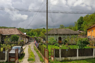 video amenzi de pana la 100 000 de lei pentru cei care construiesc fara autorizatie in propria curte garaje soproane sau alte anexe 689dbe560c968