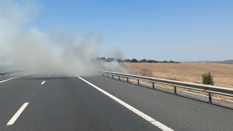 video autostrada soarelui inchisa din cauza unui incendiu de vegetatie traficul catre bucuresti a fost deviat 6899d538222e5