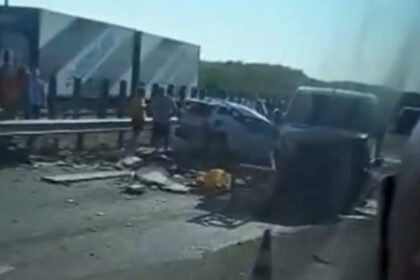 video carambol cu sapte masini pe autostrada soarelui doua persoane ranite traficul spre constanta este blocat 6899a04eda7b0