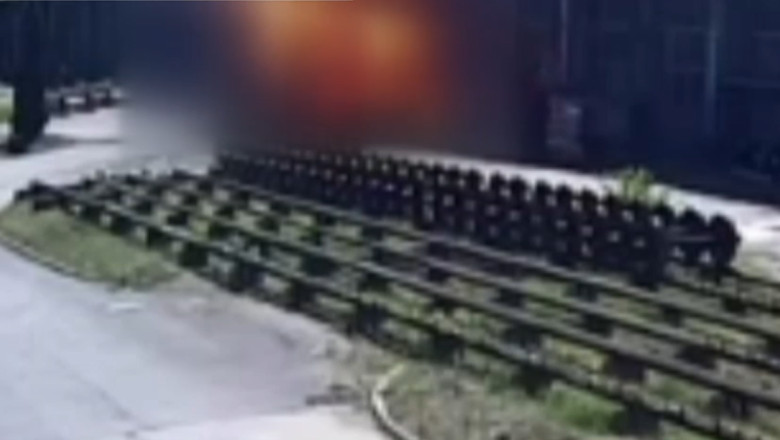 video momentul cand avionul ultra usor cu doi oameni s a prabusit in arad surprins de o camera de supraveghere 6898df5781288