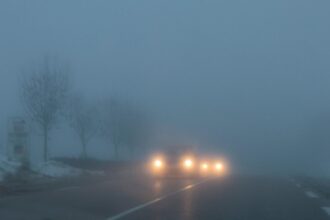alerta de ceata pe drumurile din mai multe judete vizibilitatea scade pe alocuri sub 50 de metri 68cf83d7756be