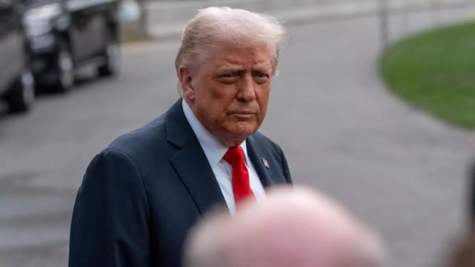 anuntul care a aprins scena politica trump declara miscarea antifascista vestitul antifa drept organizatie terorista 68cbb4a3b5579