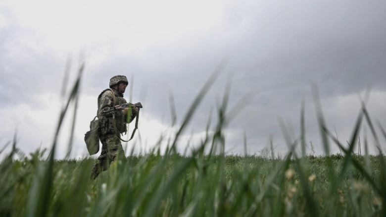 aur cere presedintelui romaniei referendum pentru misiunile de pace din ucraina 68baa2da83a64