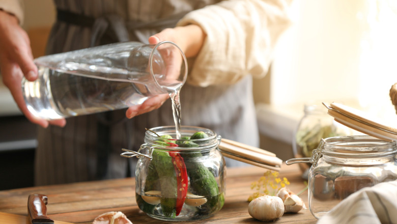 ce cantitate de sare se pune la muraturi chef adi hadean explica proportia corecta pentru fiecare borcan 68cb8586dd9ab