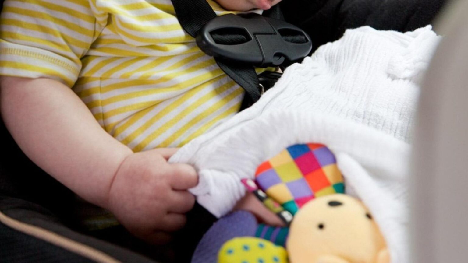 cosmar pentru doi tineri parinti au primit ani grei de inchisoare dupa ce le a murit bebelusul in accident rutier au refuzat sa puna scaunul auto special din motive estetice 68cabe7b87726