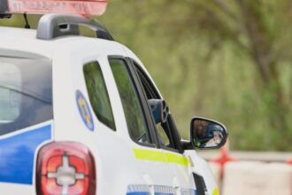 femeie de 57 de ani batuta si lovita cu masina de amant incidentul socant s a petrecut in plina strada 68b6b0b4edf51