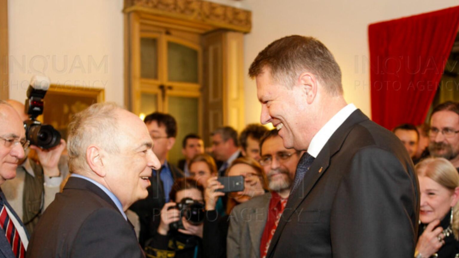 gabriel liiceanu tinta ironiilor dupa omagiul adus premierului ma mir ca n a spus ca moise era un bolojan roman 68bed6d3737c5