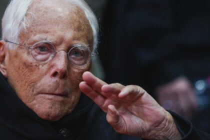 giorgio armani a murit regele modei avea 91 de ani 68bb0b05461c1