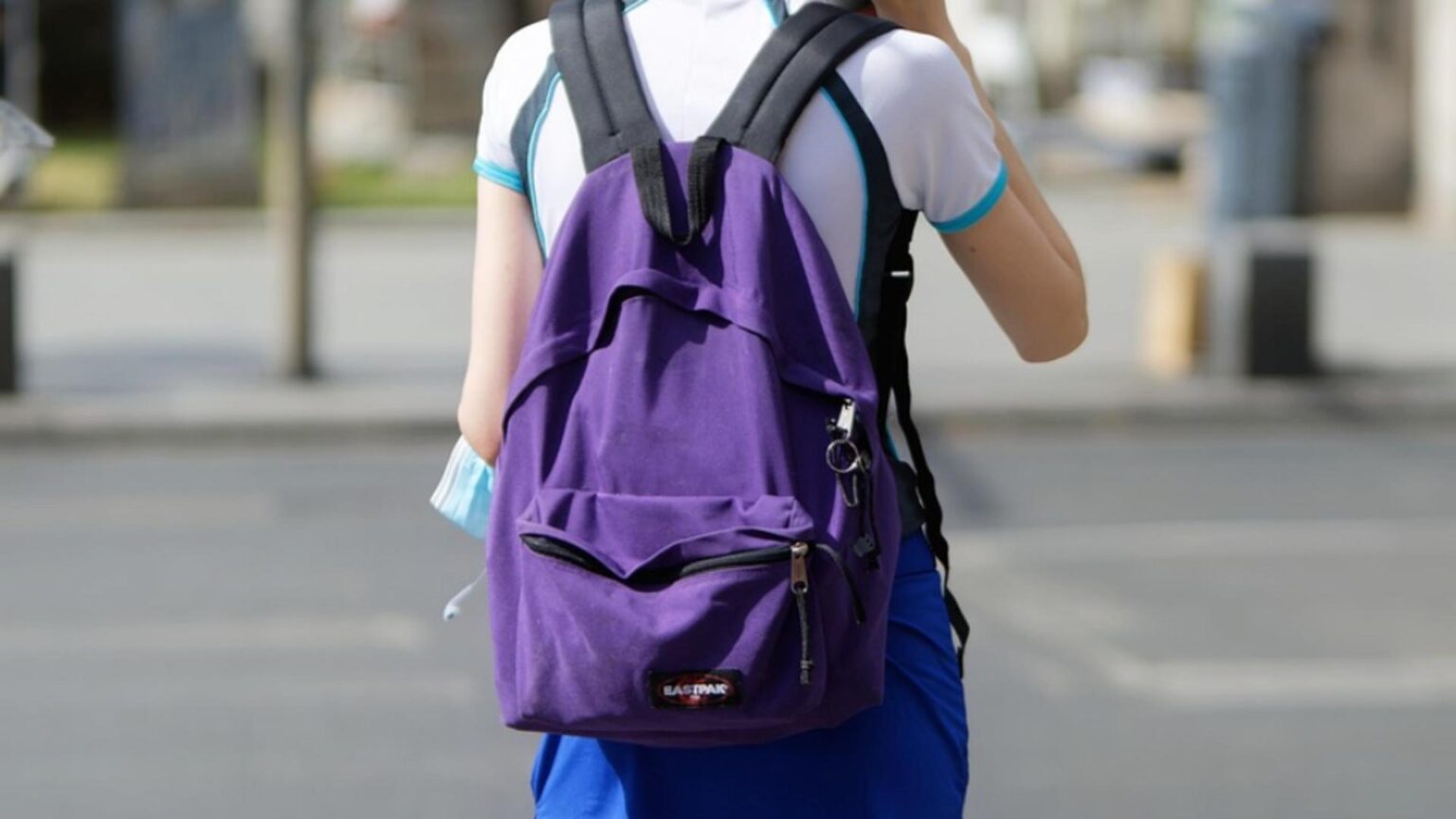 individ de 57 de ani retinut dupa ce ar fi agresat sexual o minora de 10 ani incidentul a avut loc pe un teren de fotbal 68cd3189d97f4