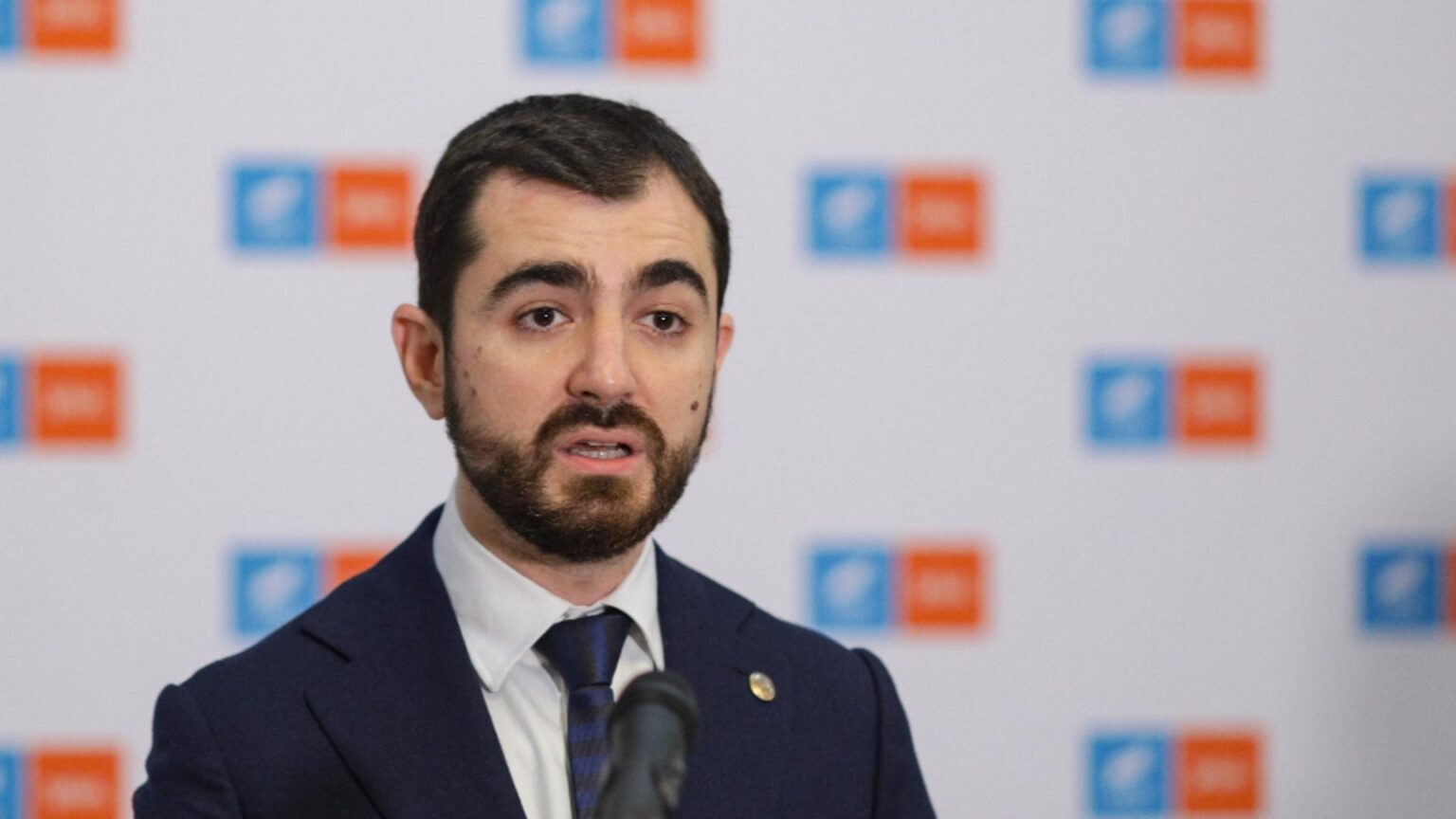 ipocrizie politica claudiu nasui ataca reforma lui bolojan dupa ce nu a facut nimic la ministerul economiei 68c54bcbcc7a6