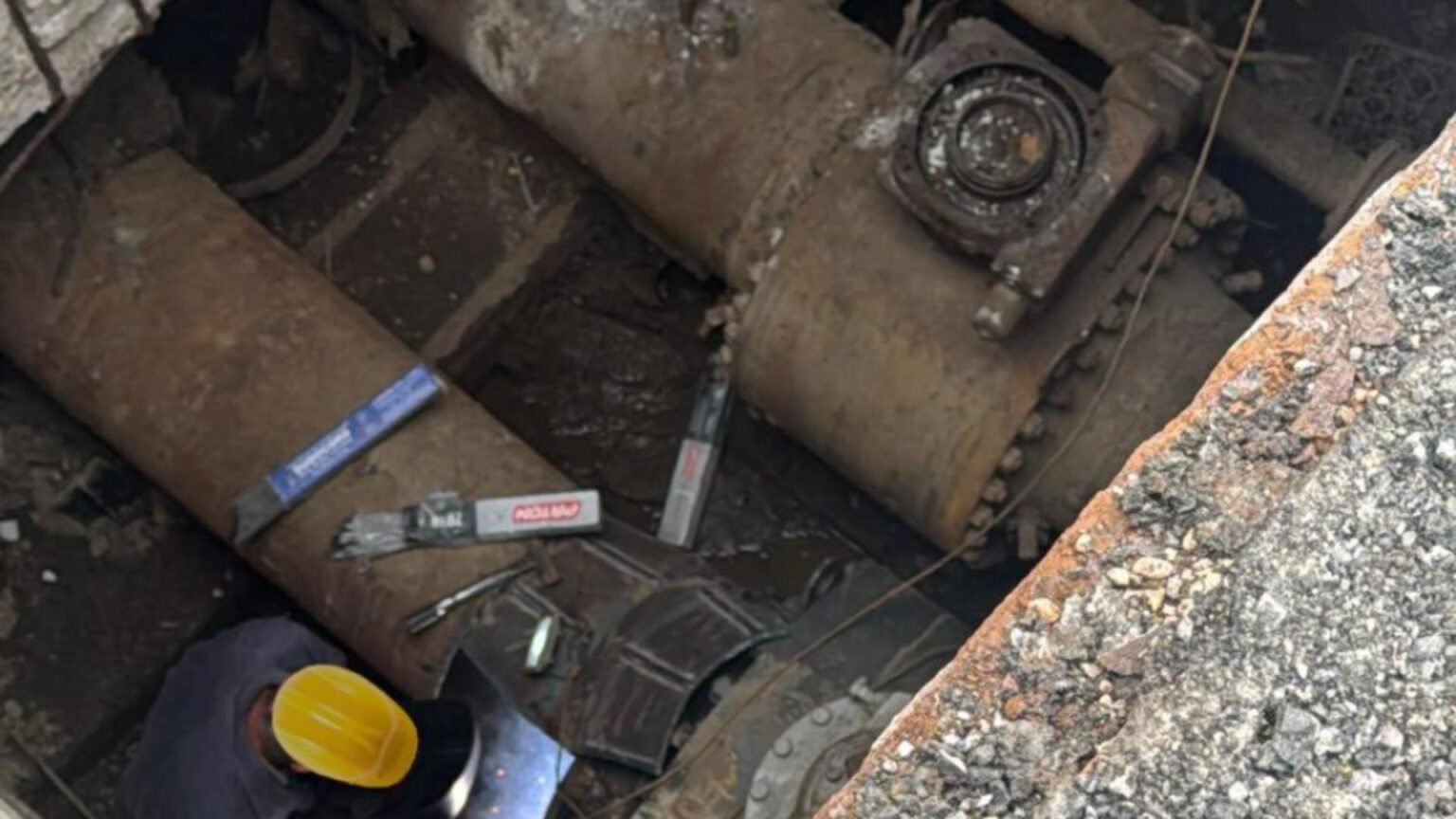 peste 800 de blocuri din bucuresti raman fara apa calda timp de cateva zile se fac reparatii la magistrale vechi de 50 de ani 68c80445bf454