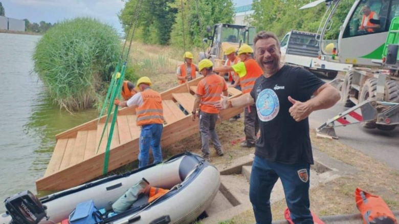 record mondial pentru romania romanul care a traversat un continent inot fara costum neopren 68b9522d12654