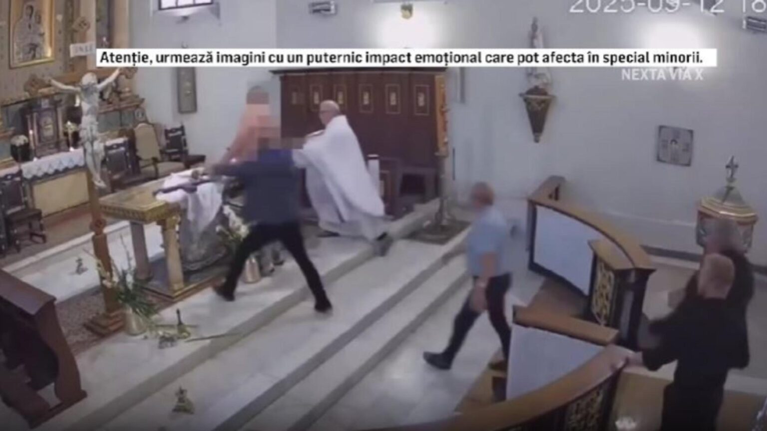 scene socante in biserica preot luat la bataie de un individ 68c7df812220d