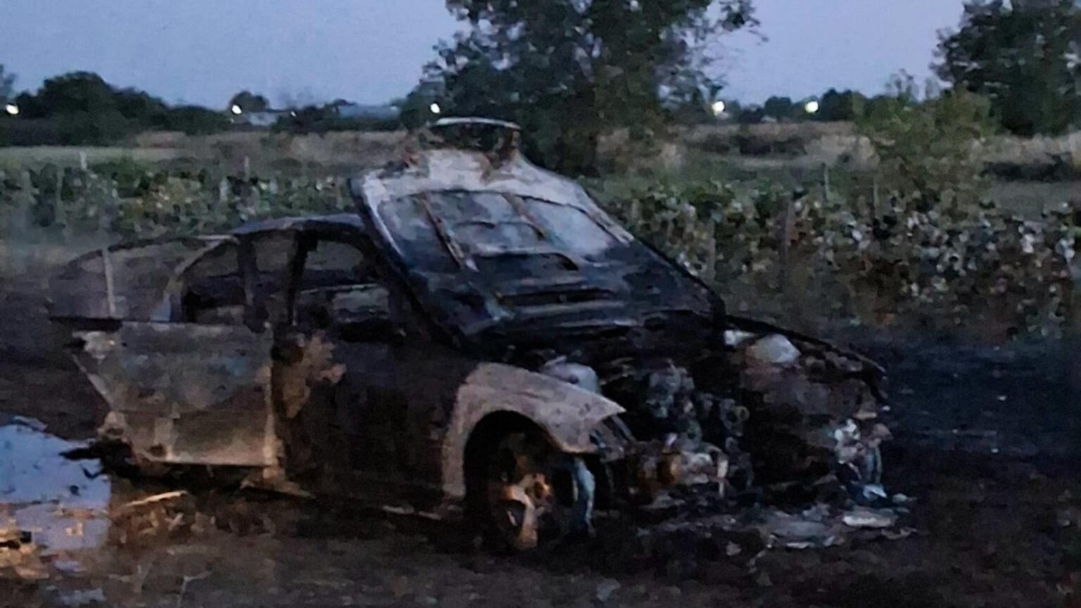 urmarire ca in filme cu politia un tanar fara permis a fost arestat dupa ce masina i a luat foc 68c04828725f9