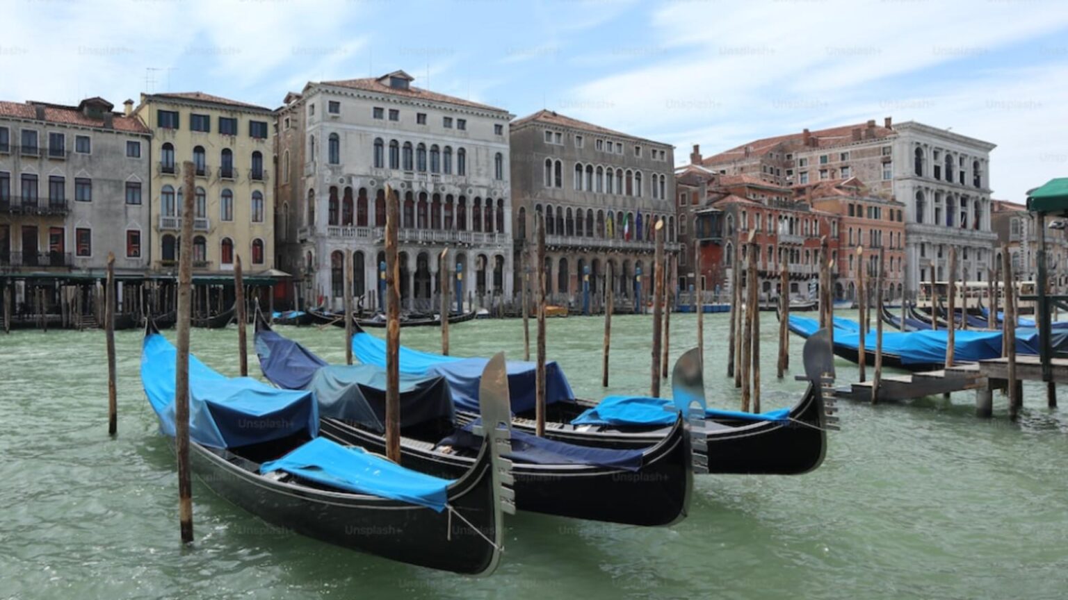 venetia va reintroduce taxa turistica din 2026 cat te costa daca nu faci rezervare in avans 68cee9fd02c8d