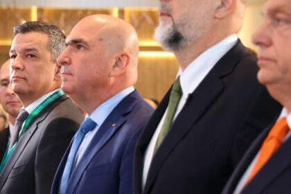 grindeanu reactie exploziva de ce a plecat de la congresul udmr romania are un singur imn 68ea2e59a2509