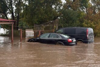 inca 3 ore de cosmar pentru constanteni meteorologii au prelungit codul rosu de ploi abundente 68e659ed8bca1