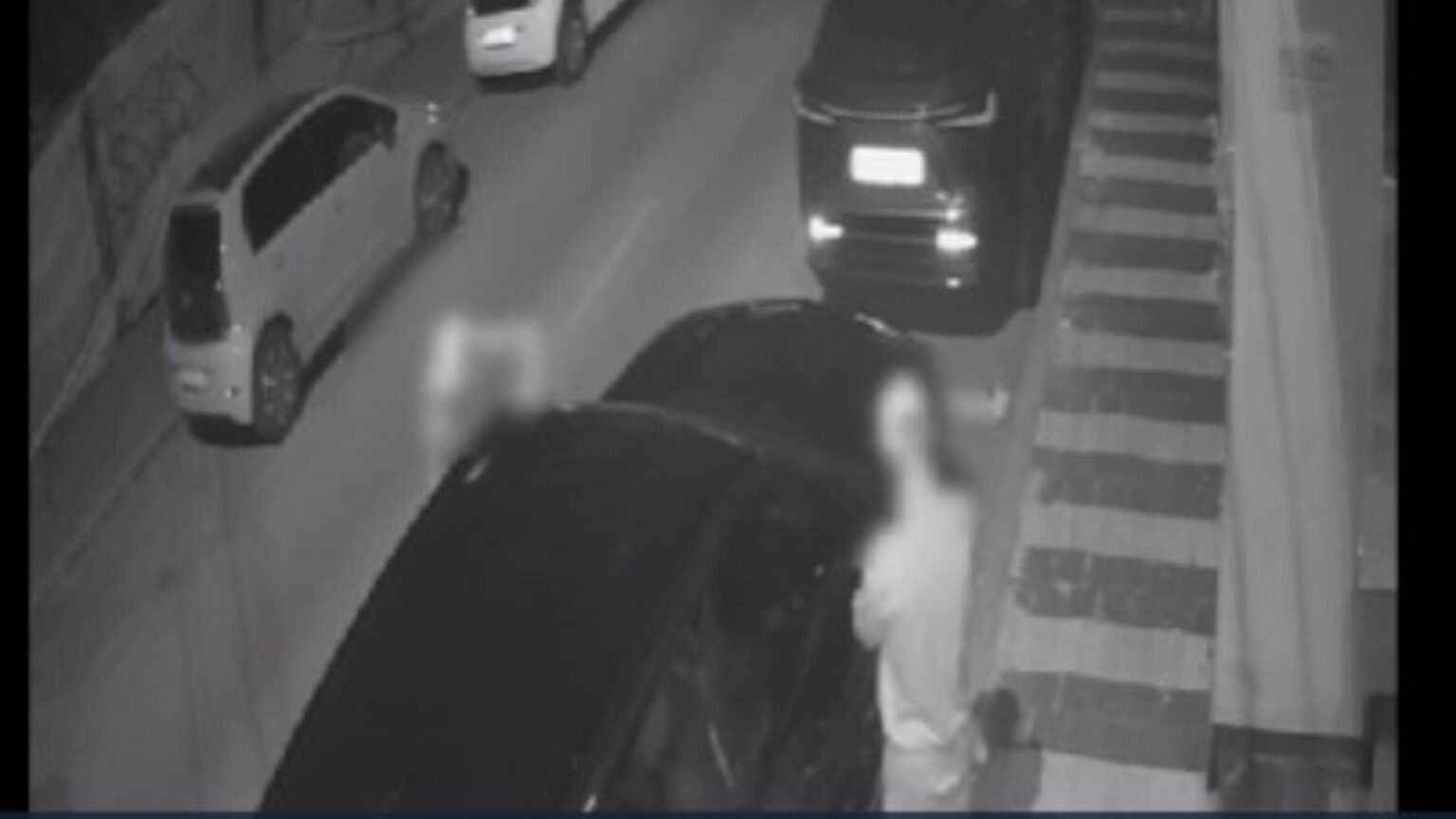 incident in sectorul 5 patru tineri cercetati dupa ce au furat oglinzile retrovizoare de la 28 de masini intr o singura noapte 68e7cc2306326