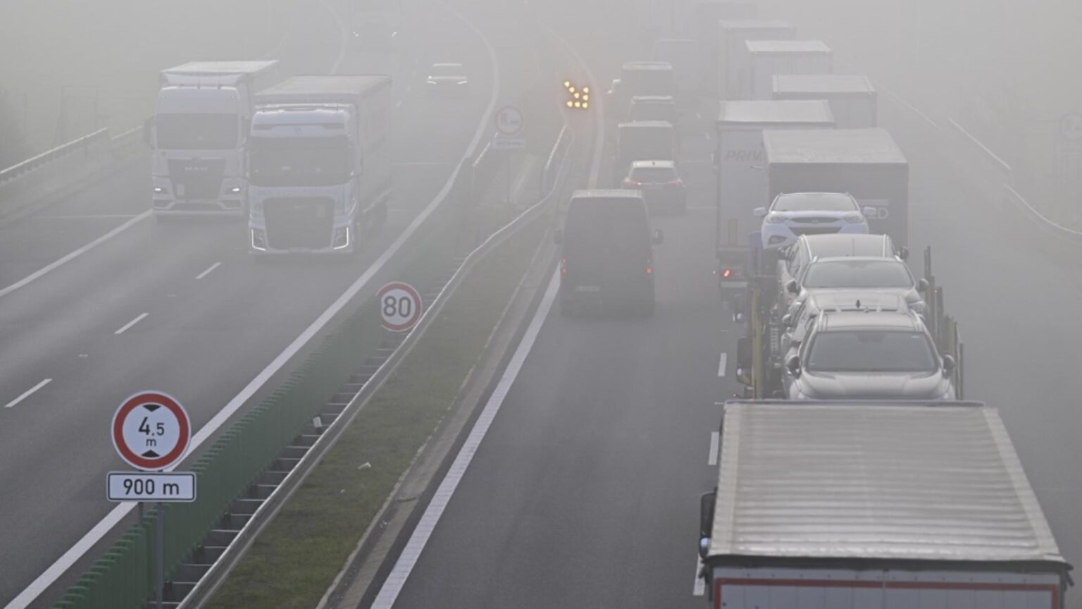 mai multe judete sub atentionare nowcasting de vreme severa imediata vizibilitatea redusa izolat sub 50 de metri 68e49b5870947