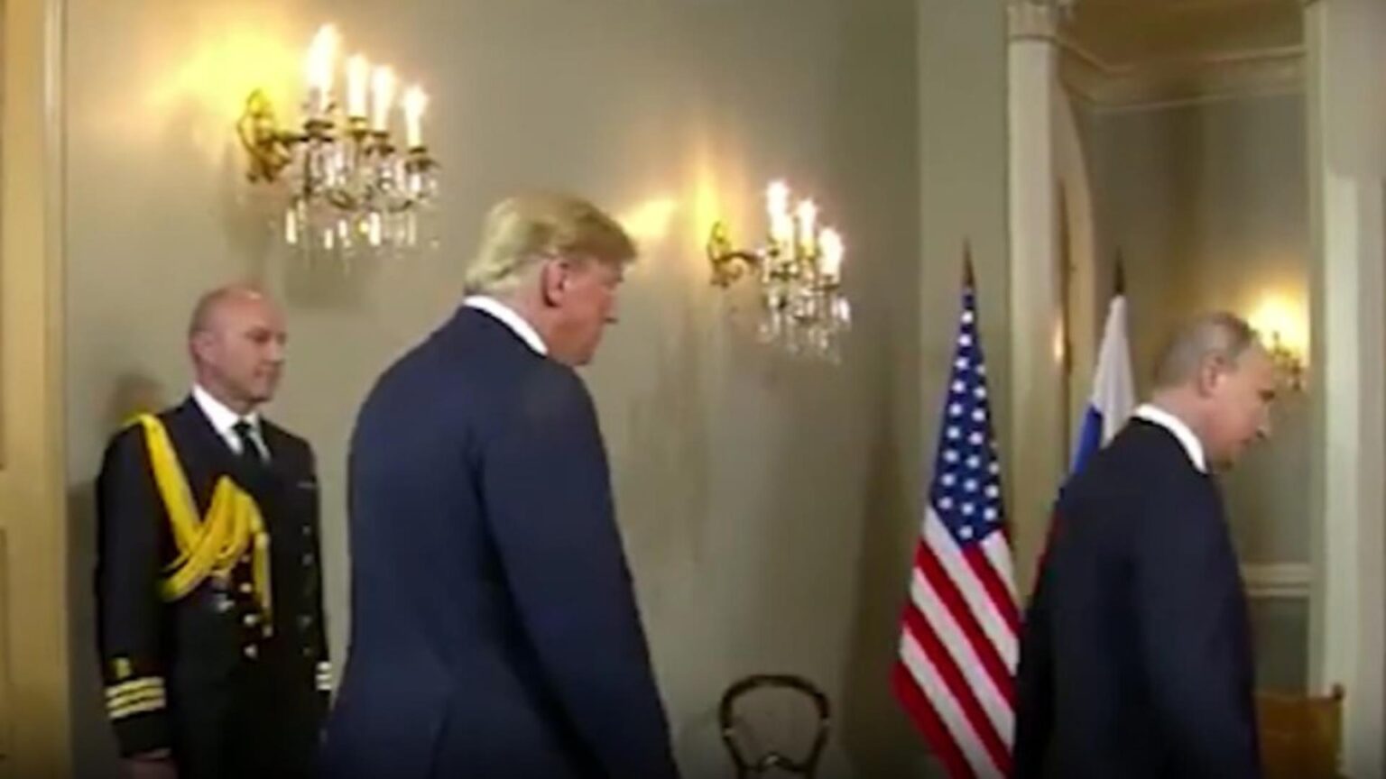 medvedev il acuza pe trump ca s a aliat cu europa nebuna 68fa589a9f7b0