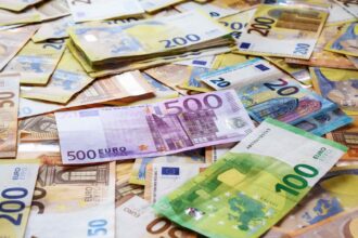 tara din ue care taxeaza profiturile uriase ale bancilor peste 5 miliarde euro destinate sprijinirii categoriilor vulnerabile 69009706c91f4